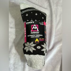 Women's Ultimate Thermal Crew Socks (3 Pairs). Avalanche Outdoor Supply Co. NWT.